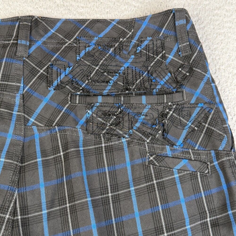 QUIKSILVER Shorts Men 32 x 11" Inseam  Black Blue Plaid Embroidered Logo Skater
